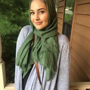 Meet your Posher, Neda